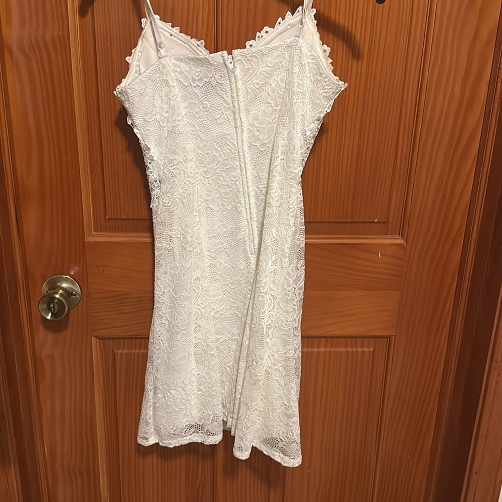 Juniors white cocktail dress - Picture 2 of 7